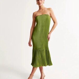 Abercrombie & Fitch Strapless Giselle Pleat Release Midi Dress (Green)